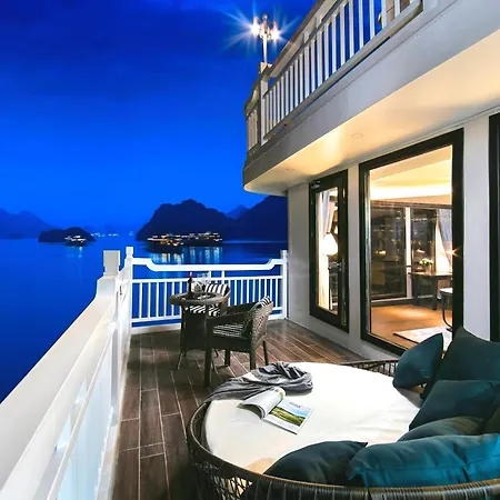 Le Journey Luxury Cruise Hotel Ha Long Exterior photo